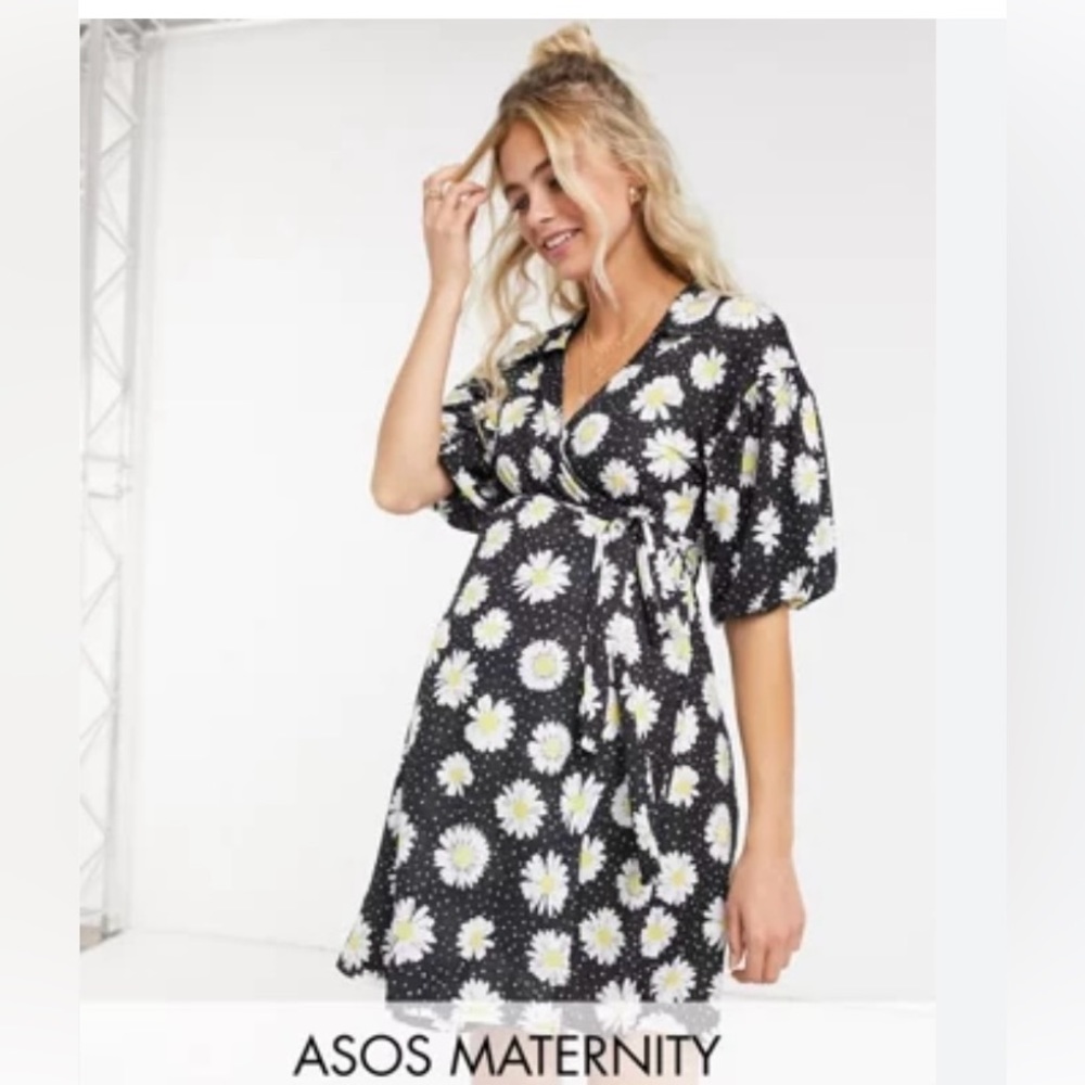 🌼Size 2 Super cute black w/white & yellow daisies & white dots maternity dress